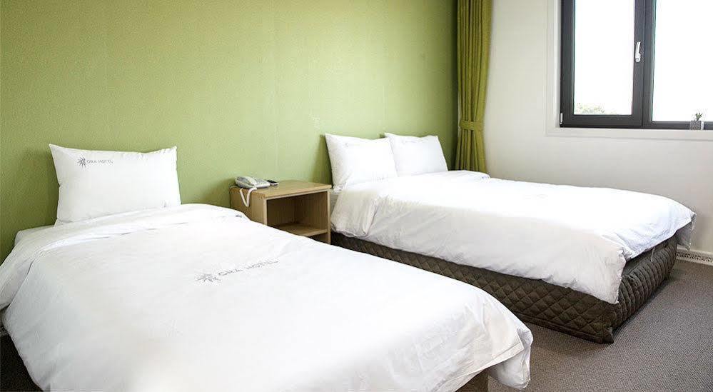Ra Tourist Hotel Jeju Exterior foto